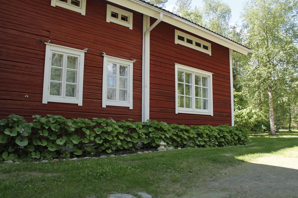 Loma-Vietonen Holiday Village Meltosjarvi Luaran gambar